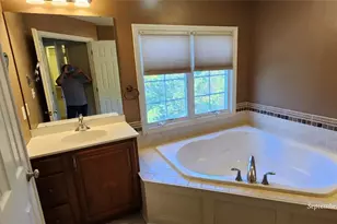 246 Overlook Ct, Robinson Twp, PA 15108 - Photo 20