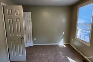 246 Overlook Ct, Robinson Twp, PA 15108 - Photo 8