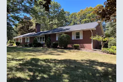 629 Clover Hill Rd, Somerset Boro, PA 15501 - Photo 2