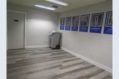 102 Arch St, Connellsville, PA 15425 - Photo 8