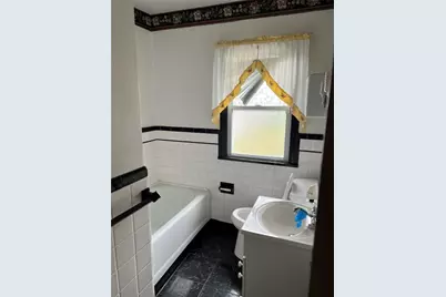 713 Shady Ln, West Mifflin, PA 15122 - Photo 8