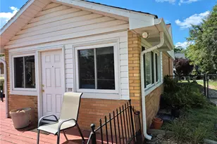 18 Park View Dr, South Strabane, PA 15301 - Photo 6