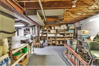 110 E Pennsylvania Ave (105 N Center Ave), New Stanton, PA 15672 - Photo 18