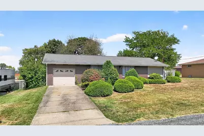 627 Wayne Ave, Monaca, PA 15061 - Photo 1