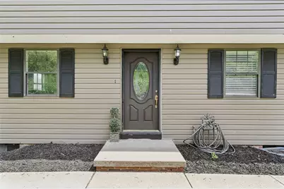 40 Emerson Rd, Pittsburgh, PA 15209 - Photo 2