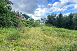 182 Palm Ct, Penn Twp, PA 15644 - Photo 2