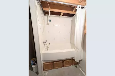 200 Jaclyn Dr, Cranberry Township, PA 16066 - Photo 28