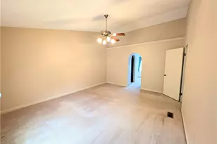 200 Jaclyn Dr, Cranberry Township, PA 16066 - Photo 30