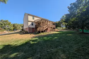 200 Jaclyn Dr, Cranberry Township, PA 16066 - Photo 8