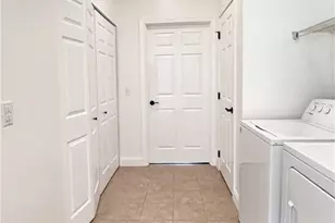 140 Rosemary Ln, Economy, PA 15005 - Photo 2