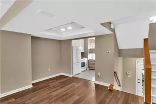 48 Bethany Dr, Pittsburgh, PA 15215 - Photo 12