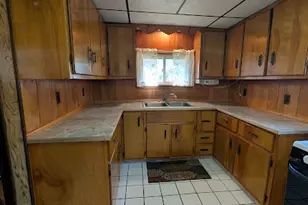 179 Main St, Petrolia, PA 16050 - Photo 12