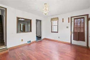 937 10 Th St, Donora, PA 15033 - Photo 2