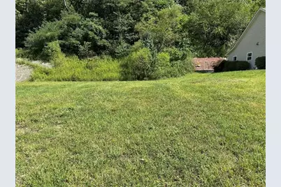 519 Dogwood Ct, Allegheny Township, PA 15613 - Photo 8