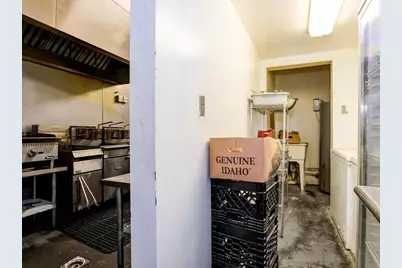 800 Franklin Ave, Aliquippa, PA 15001 - Photo 28