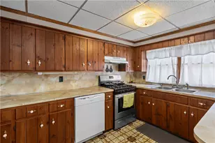 466 Walker Dr, Center Township-Homer City, PA 15701 - Photo 26