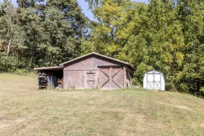 466 Walker Dr, Center Township-Homer City, PA 15701 - Photo 6