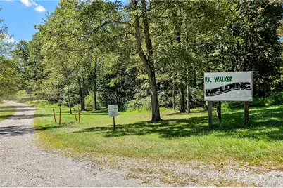 466 Walker Dr, Center Township-Homer City, PA 15701 - Photo 4