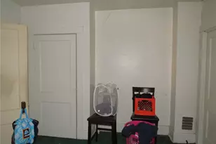 529 E Warrington Ave, Pittsburgh, PA 15210 - Photo 16