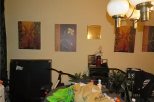 529 E Warrington Ave, Pittsburgh, PA 15210 - Photo 8