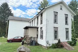 558 Whispering Pines Rd, Shade Township, PA 15924 - Photo 2