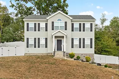 203 Southview Rd, Ross Twp, PA 15237 - Photo 1