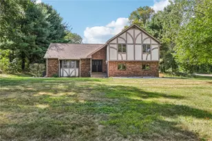 168 Cunningham Ln, Neshannock Township, PA 16105 - Photo 2