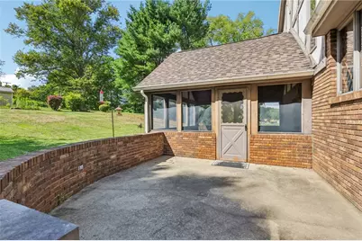 168 Cunningham Ln, Neshannock Township, PA 16105 - Photo 6