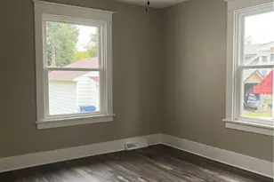 303 Pershing St, Ellwood City, PA 16117 - Photo 12