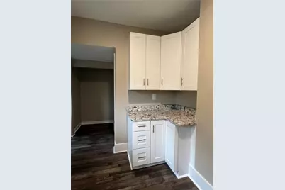 303 Pershing St, Ellwood City, PA 16117 - Photo 8