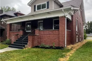 303 Pershing St, Ellwood City, PA 16117 - Photo 2