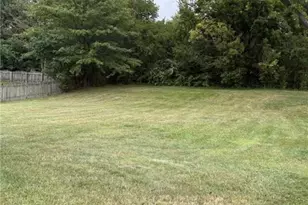 121 Sylvan Dr, Lower Burrell, PA 15068 - Photo 18