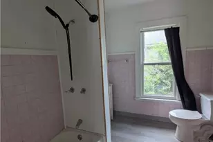 508 Electric St, New Castle, PA 16101 - Photo 10