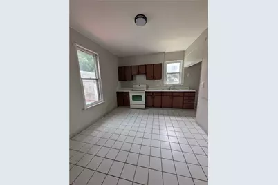 508 Electric St, New Castle, PA 16101 - Photo 6