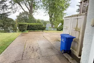 1051 Grandview Ave, Bridgeville, PA 15017 - Photo 26