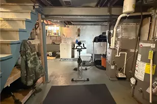 1051 Grandview Ave, Bridgeville, PA 15017 - Photo 18