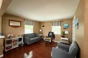 1051 Grandview Ave, Bridgeville, PA 15017 - Photo 6