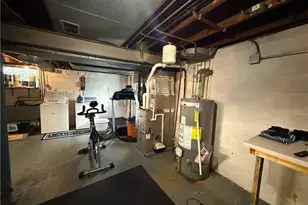 1051 Grandview Ave, Bridgeville, PA 15017 - Photo 20