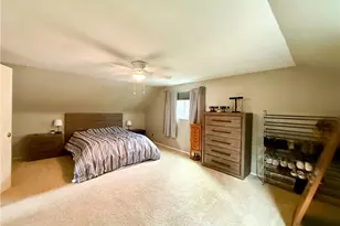 1051 Grandview Ave, Bridgeville, PA 15017 - Photo 14