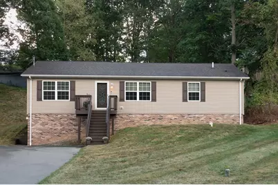 116 Autumn St, Center Township, PA 15001 - Photo 1