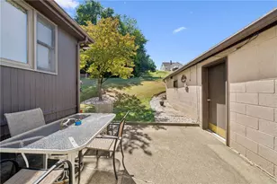 1813 Service Ln, Monessen, PA 15062 - Photo 6