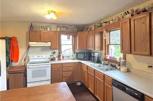 4217 Hillsville Rd, Pulaski Township, PA 16143 - Photo 10