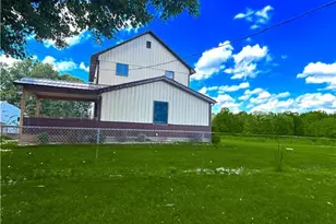 4217 Hillsville Rd, Pulaski Township, PA 16143 - Photo 2