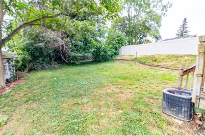 349 Orchard St, Springdale Boro, PA 15144 - Photo 24