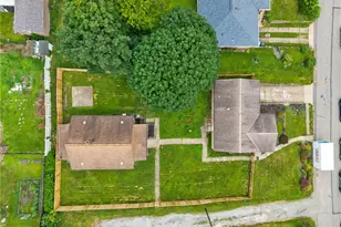 136 Wallace Ave, Wilkins Township, PA 15112 - Photo 4