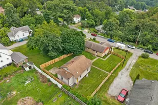 136 Wallace Ave, Wilkins Township, PA 15112 - Photo 2