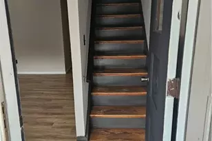 537 6th St, Braddock, PA 15104 - Photo 2