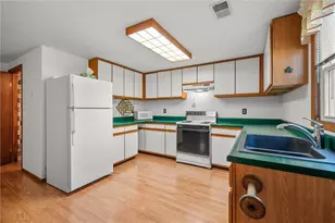 103 E Pittsburgh St, Delmont, PA 15626 - Photo 8