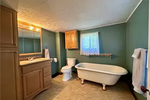 704 Purdum St, East Brady, PA 16028 - Photo 18