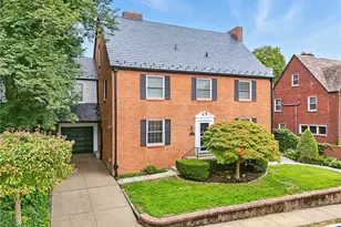 587 Moorhead Pl, Pittsburgh, PA 15232 - Photo 1